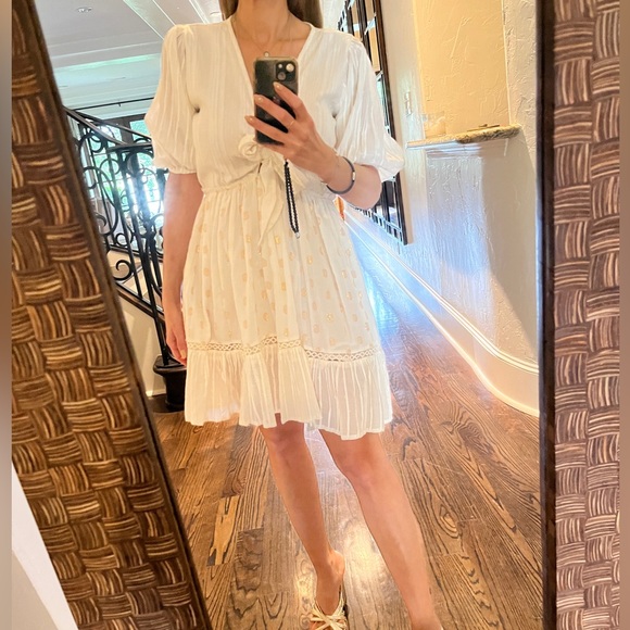 NEW WITHOUT TAGS Mini Farm Rio dress from Brazil. - Picture 3 of 6